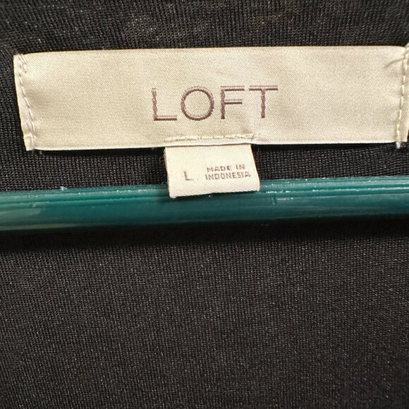 Loft Floral Wrap Dress, L. Soft & Comfortable - Picture 7 of 8